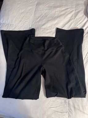 Gilly Hicks Black Wide-Leg Recharge Pants